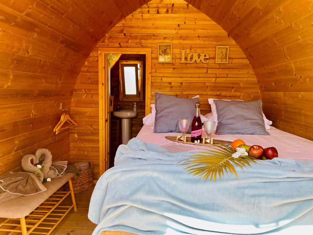 Lykke Suite Spa Sauna Piscina Y Jardin Buzanada Exterior photo